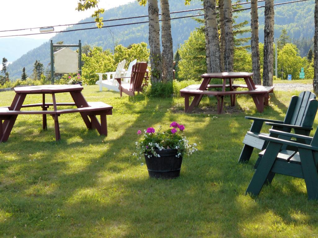 Hotel Sous La Croix 152725 泰道沙克 外观 照片